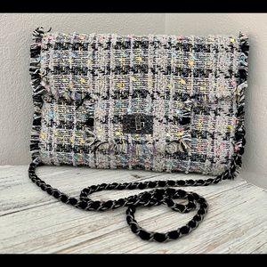 Crossbody purse